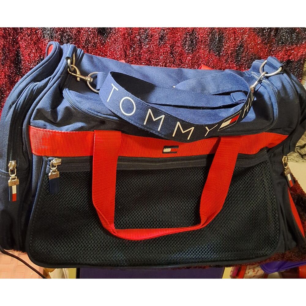 TOMMY HIIFIGER GYM BAG